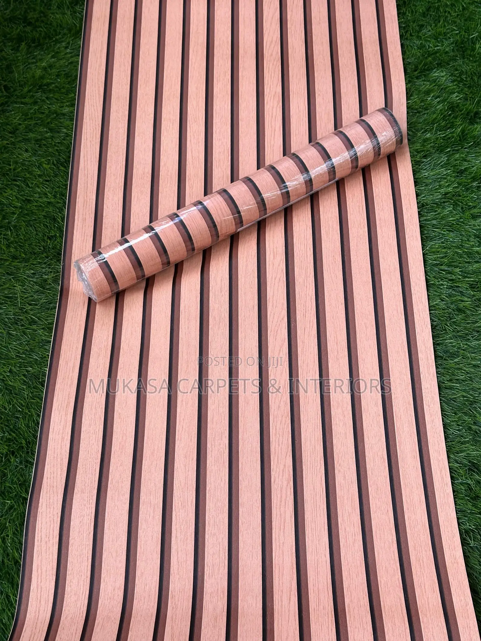 Modern Stripe Wallpaper for Elegant Wall Finishing