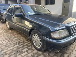 Mercedes-Benz C200 2001 Gray