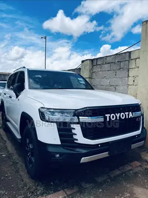 New Toyota Land Cruiser 2024 White