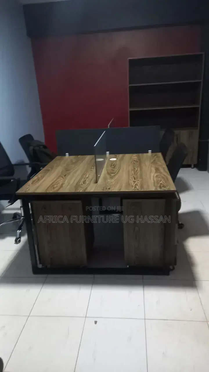 Morden Work Station Table