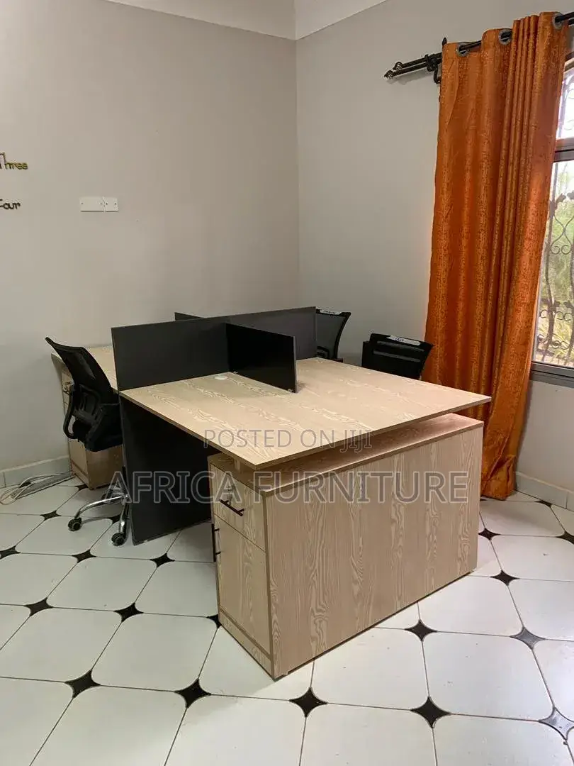 Work Station Desk