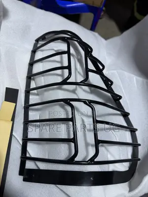 Hilux Revo Original Rearlamp Metallic Gaurds