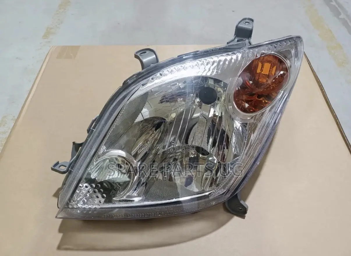 Headlamp Ist 2002 - 2007