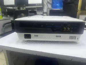 Benq Mx816st Digital Projector.