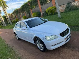 Toyota Mark X 2.5 AWD 2009 Off white