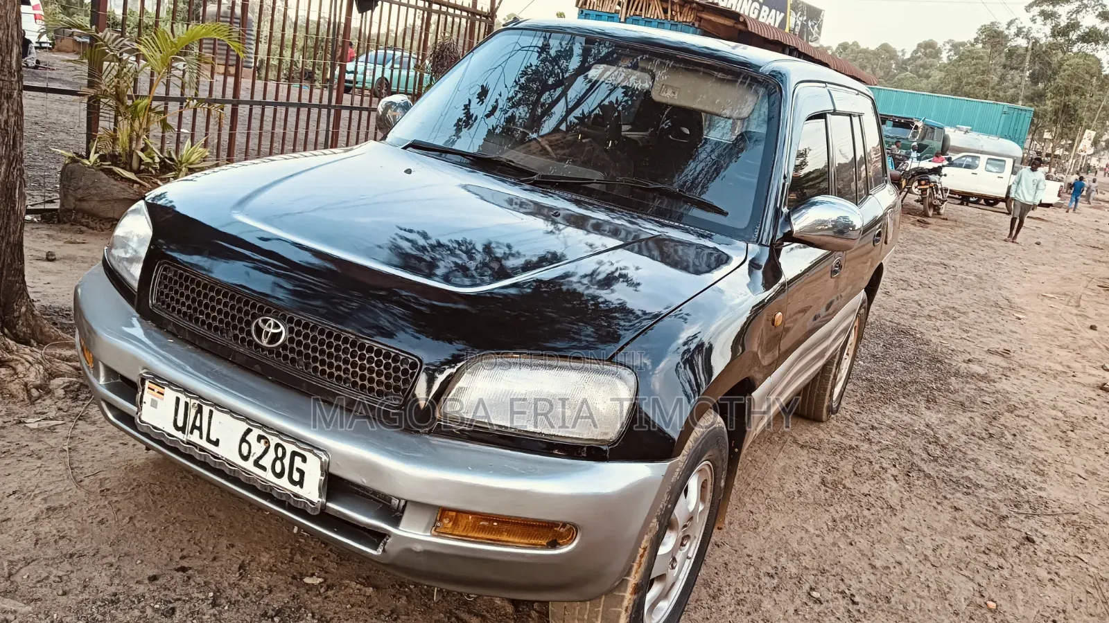 Toyota RAV4 1999 Black