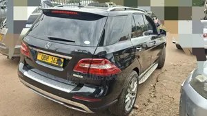 Mercedes-Benz M Class 2015 Black