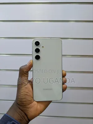 Samsung Galaxy S24 FE 256 GB White