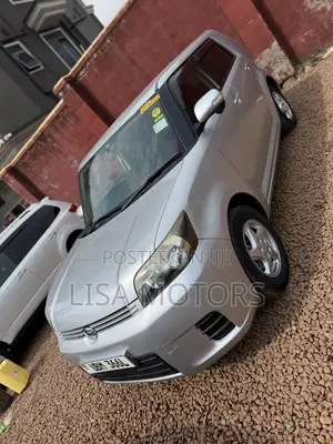 Toyota Corolla Rumion Hatchback 1.5 FWD 2008 Silver