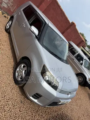 Toyota Corolla Rumion Hatchback 1.5 FWD 2008 Silver
