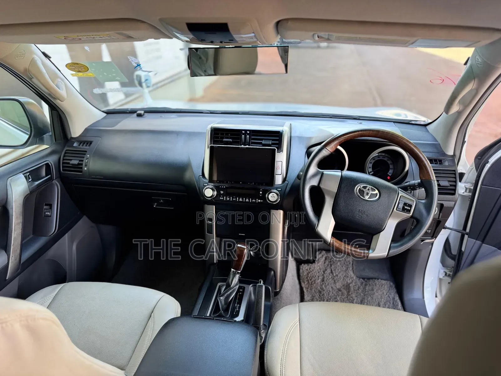 Toyota Land Cruiser Prado 2013 White