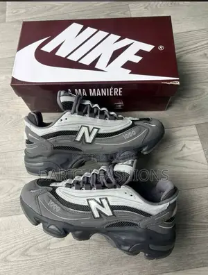 New Balance Black Silver