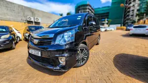 Toyota Noah 2012 Black