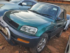 Toyota RAV4 1999 Gray
