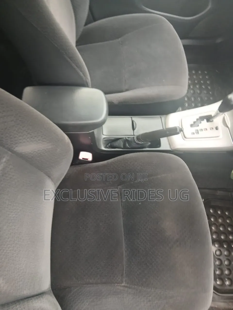 Toyota Corolla Fielder 1.5 Petrol AWD 2010 Silver