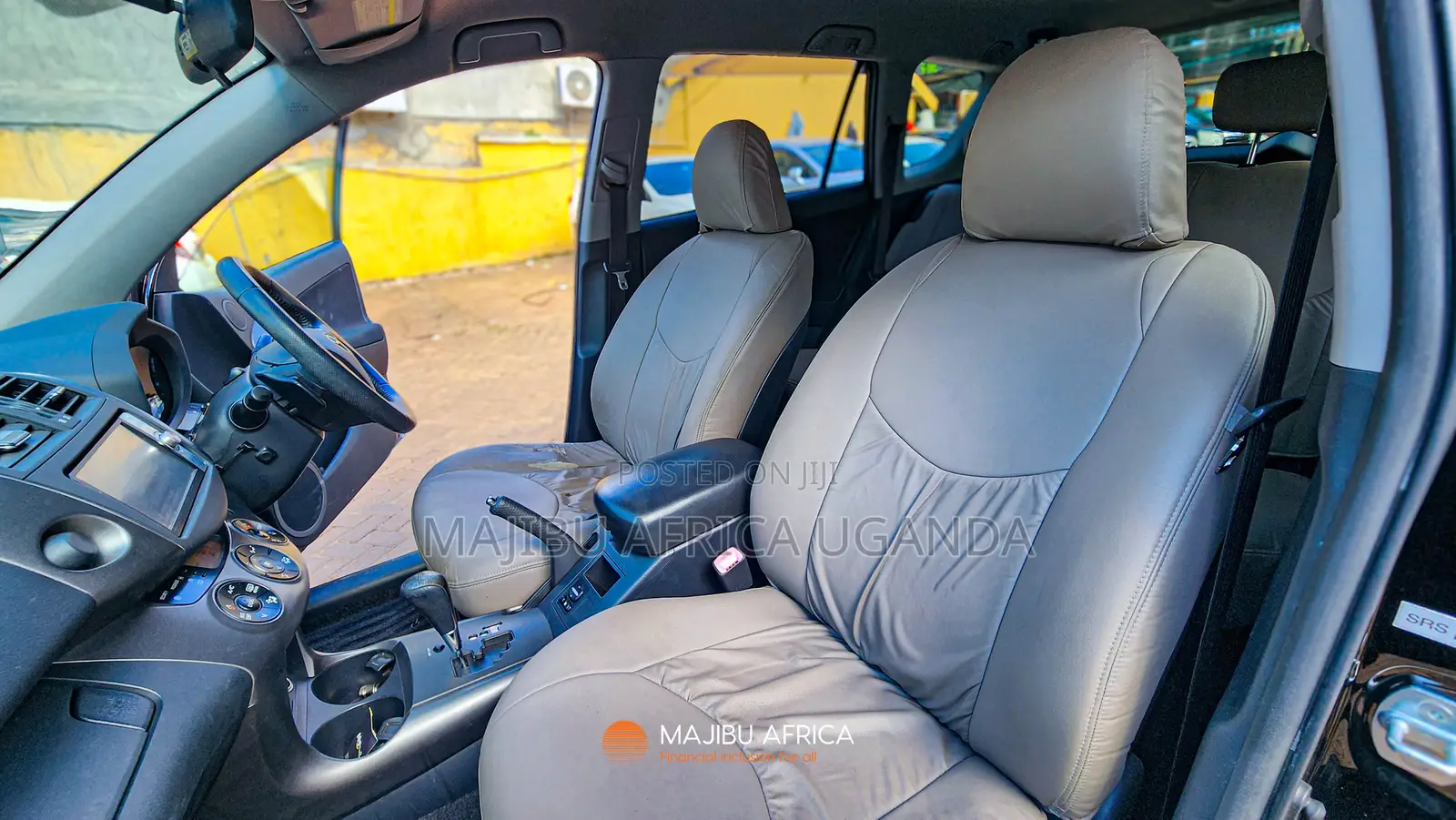 Toyota Vanguard 2011 Black