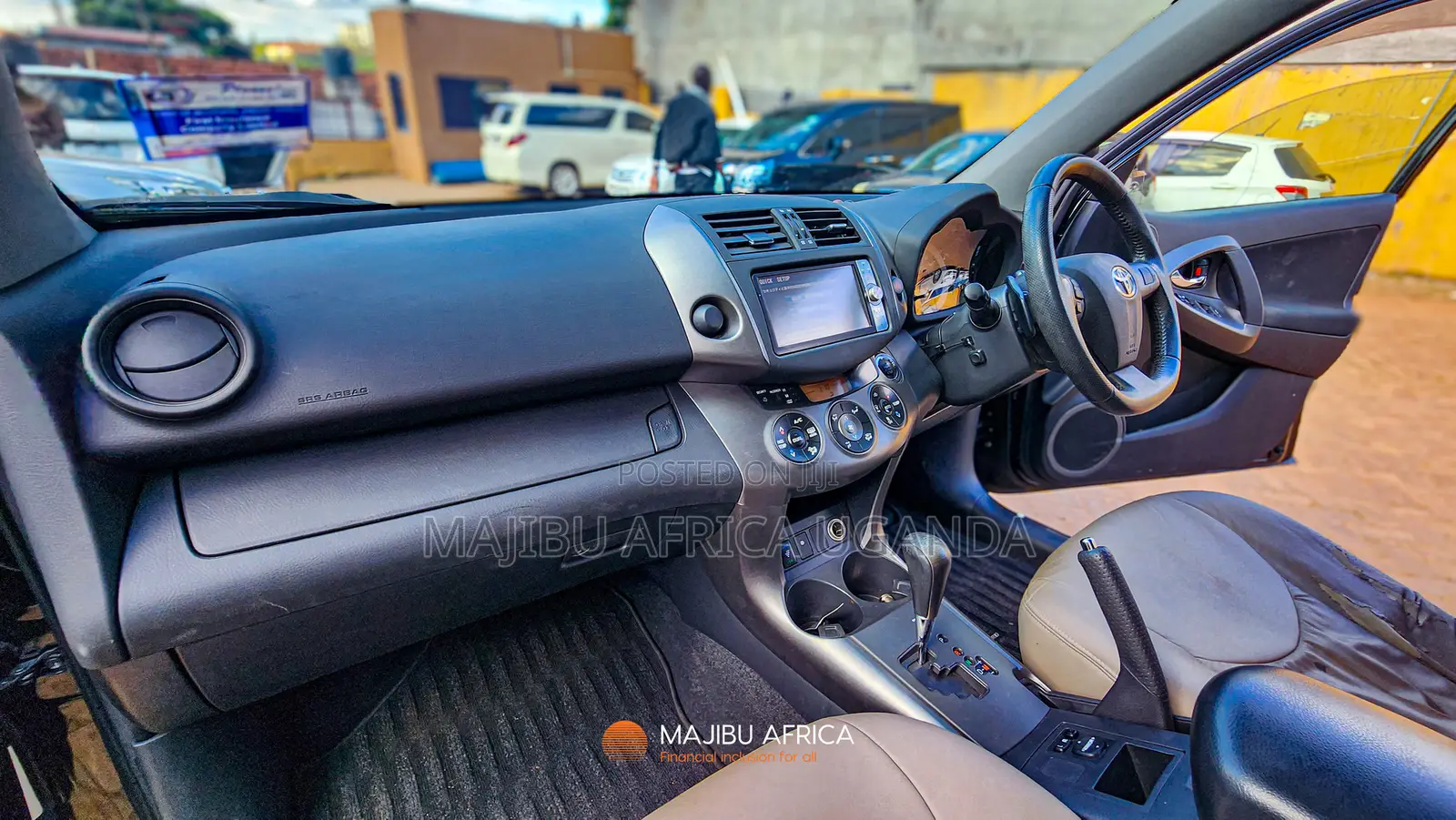 Toyota Vanguard 2011 Black