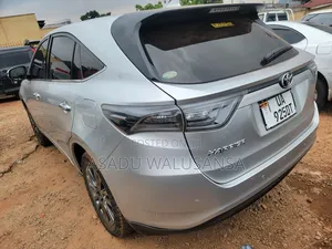 Toyota Harrier 2016 Silver
