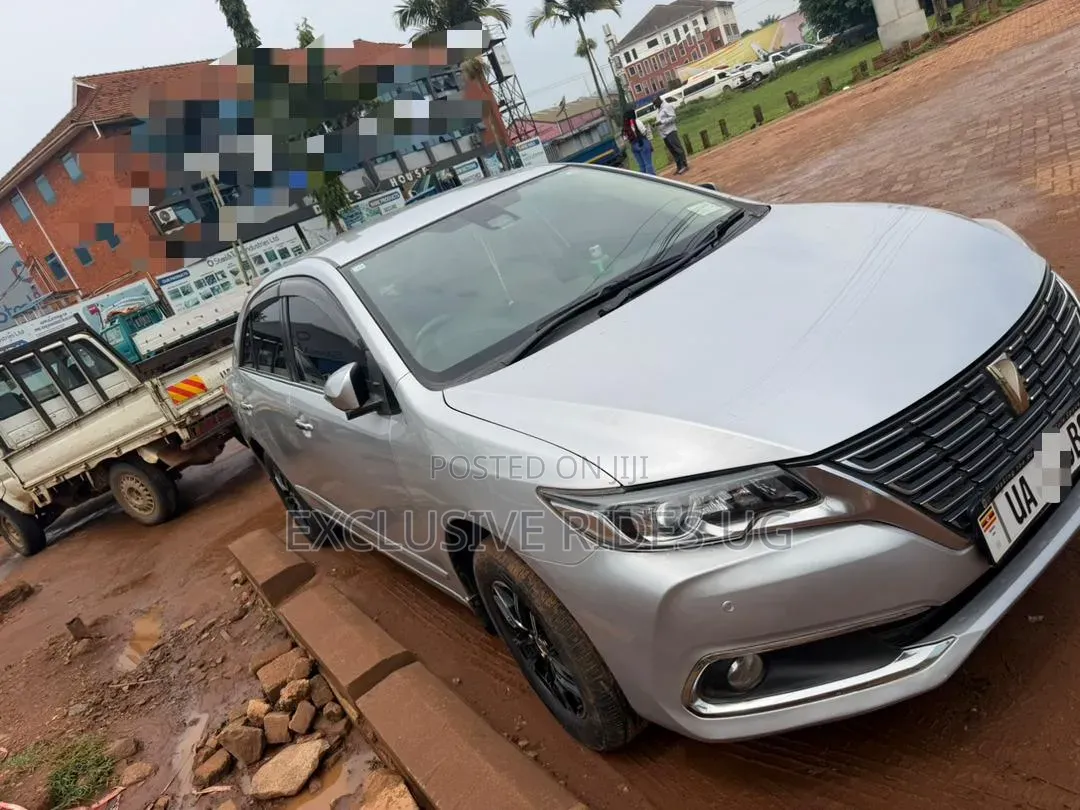 Toyota Premio 1.8 AWD 2017 White