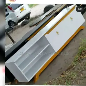 Smart Tvstand