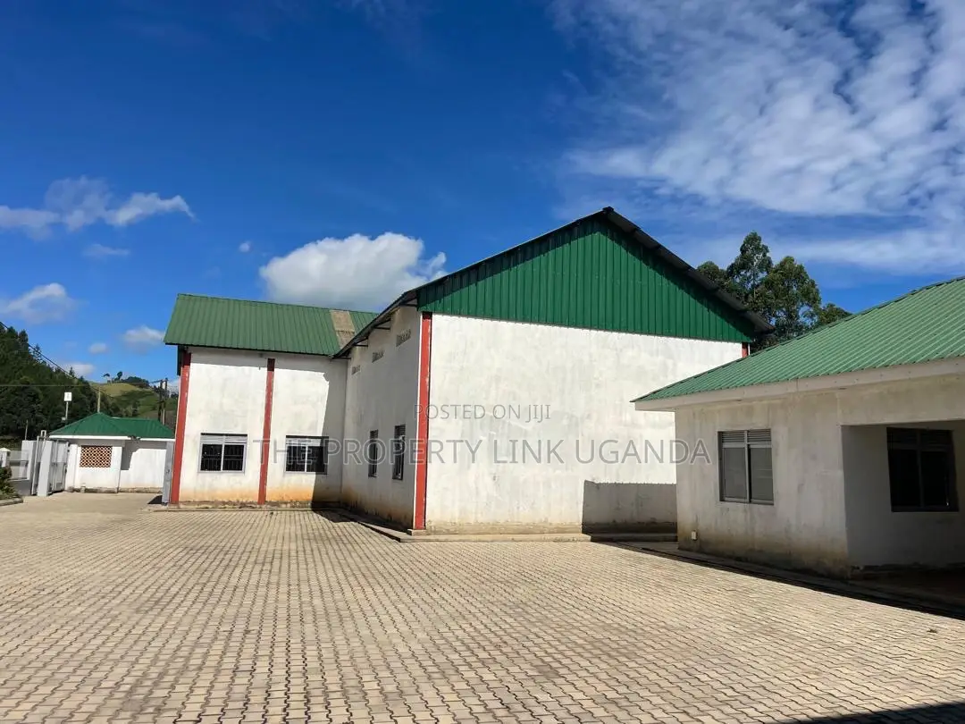 Prime 2-acre Commercial Space For Lease – Ntungamo | Nyakihanga