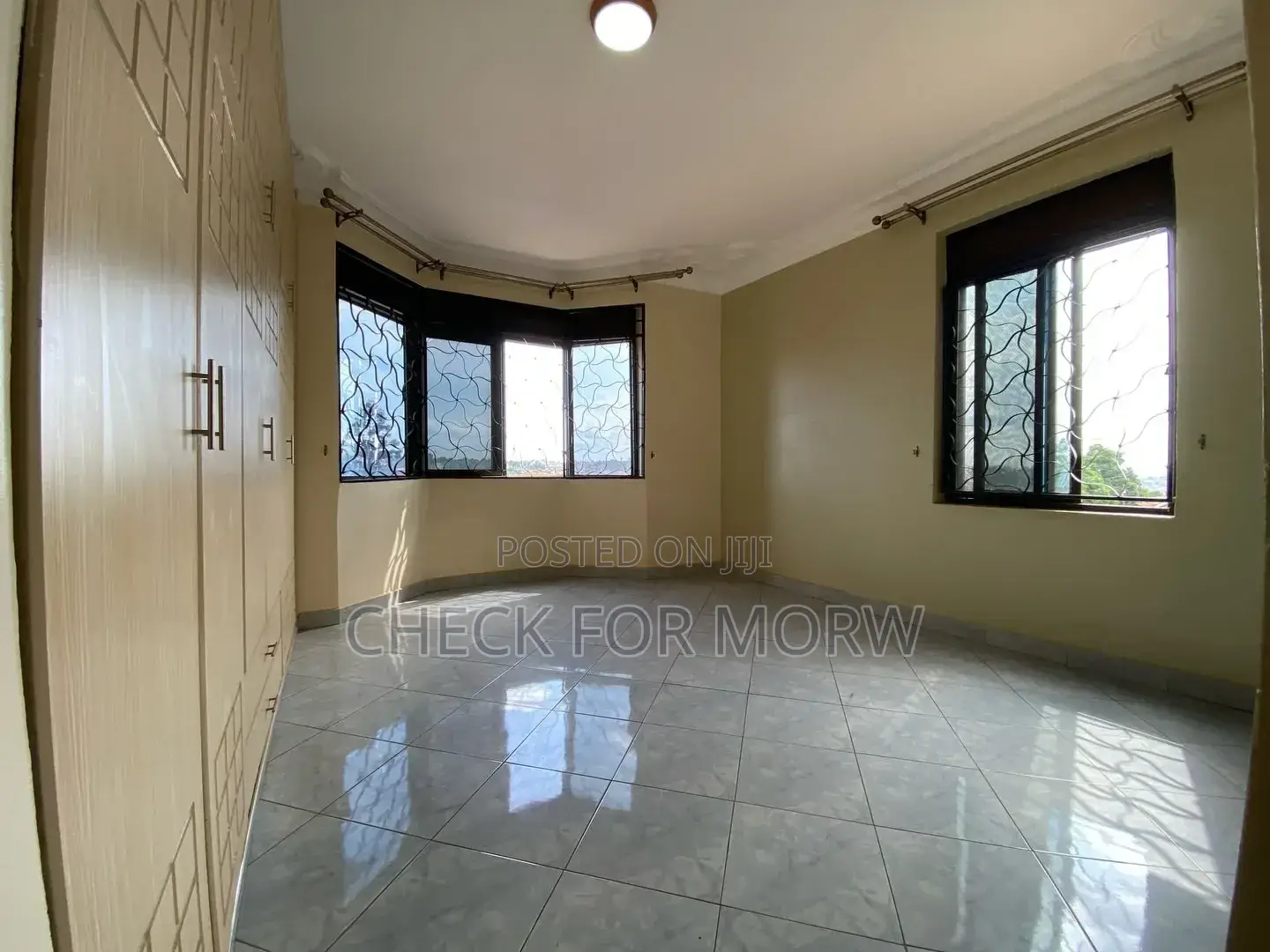 3bdrm Apartment in Muyenga, Makindye for rent