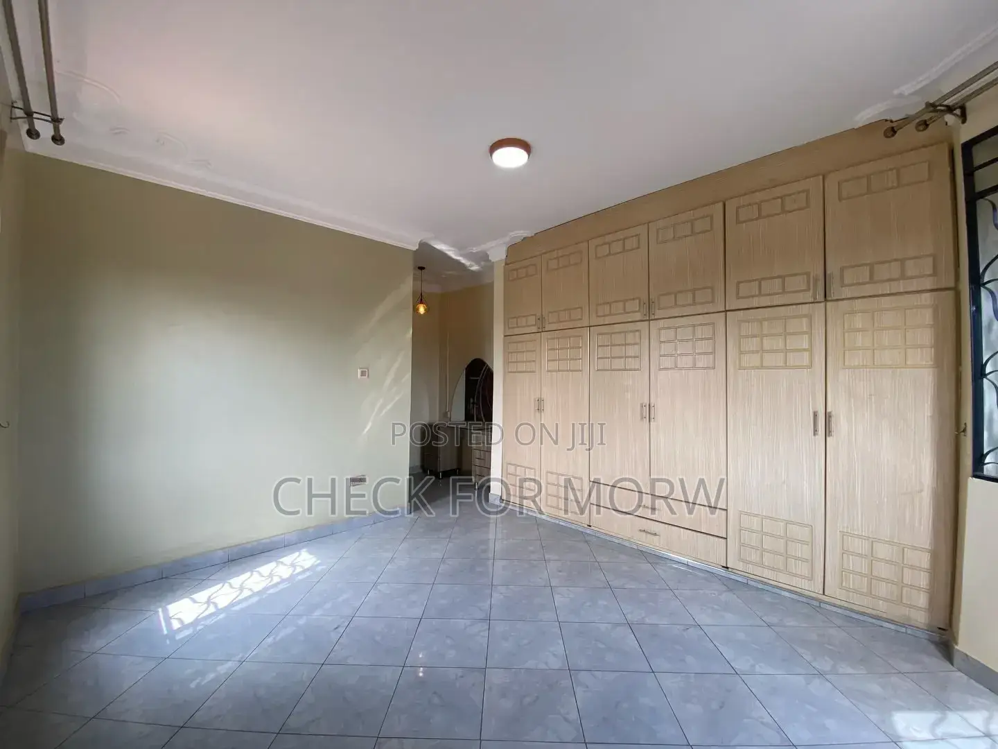 3bdrm Apartment in Muyenga, Makindye for rent
