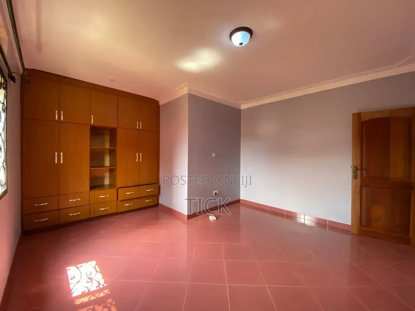 2bdrm Apartment in Muyenga, Makindye for rent