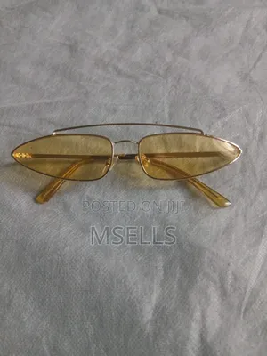 Cat-eye Sunglasses