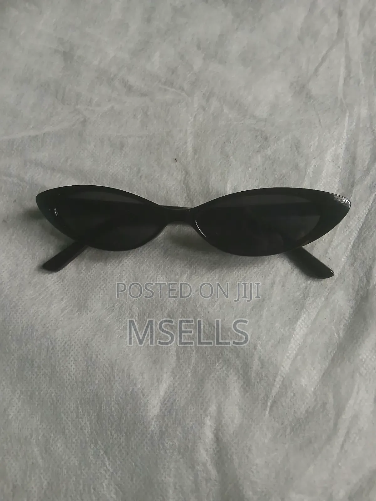 Cat-eye Sunglasses