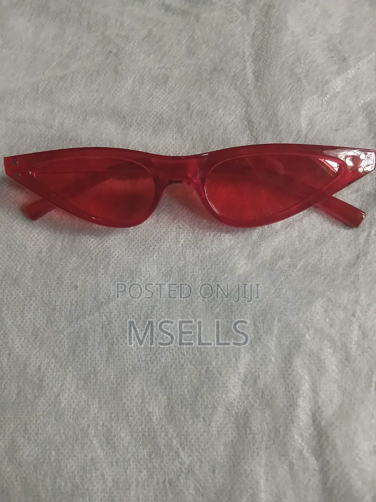Cat-eye Sunglasses