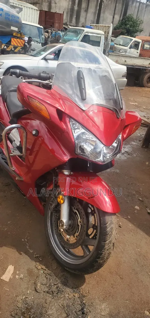 Honda CBR 2017 Red