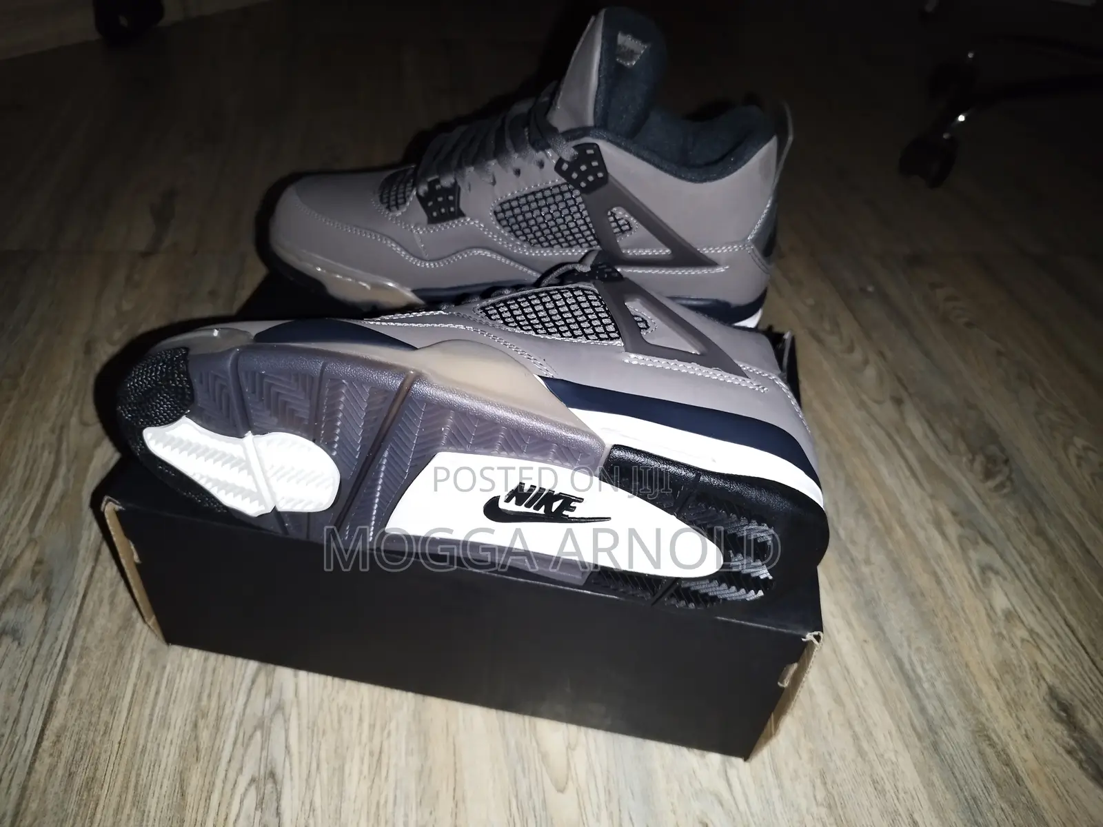 Nike Air Jordan 4 Retro "Cave Stone"