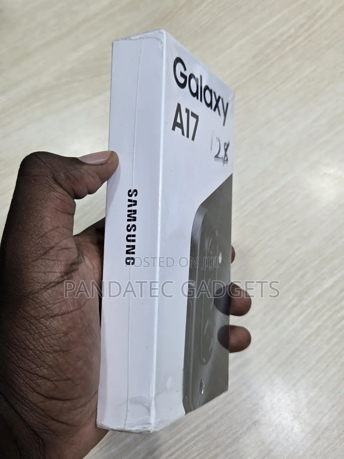 New Samsung Galaxy A17 128 GB Bronze