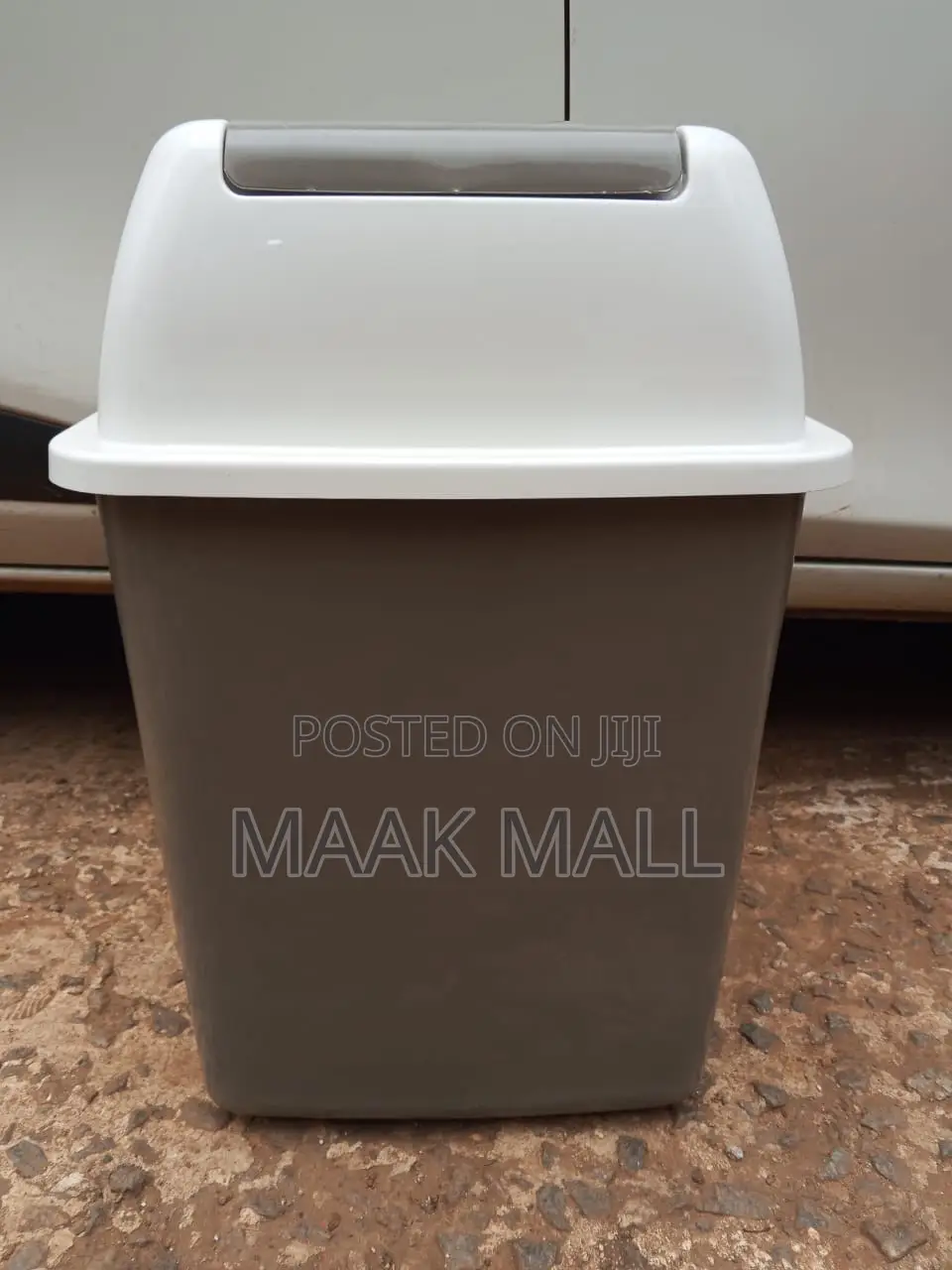Plastic Swing Dustbin 50l