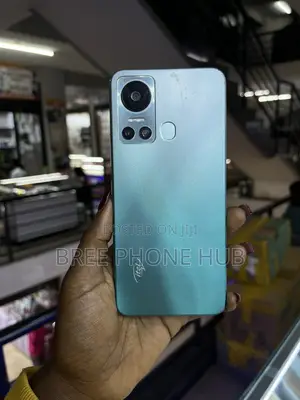 Itel S18 64 GB Blue