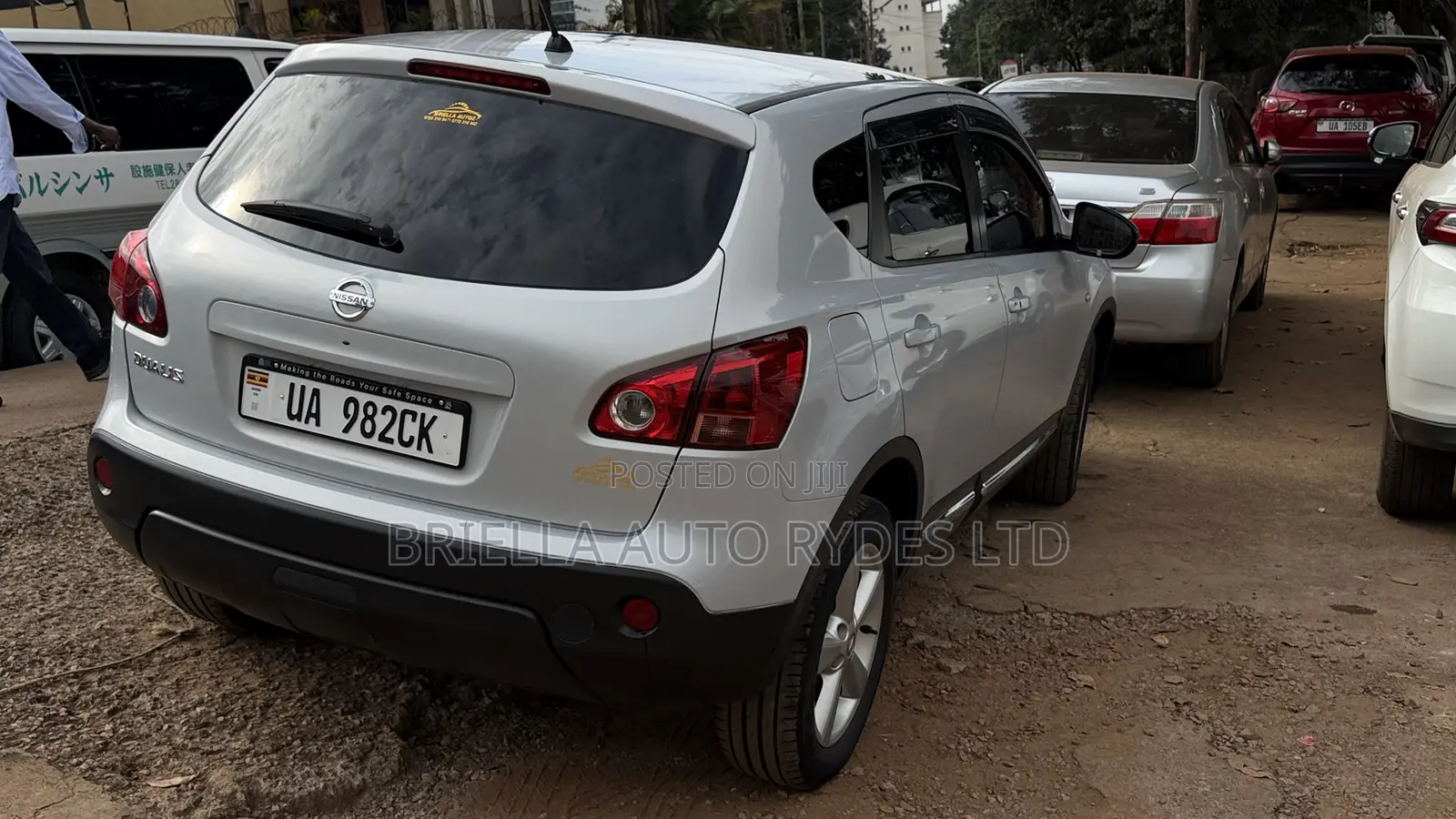 Nissan Dualis 2012 Silver