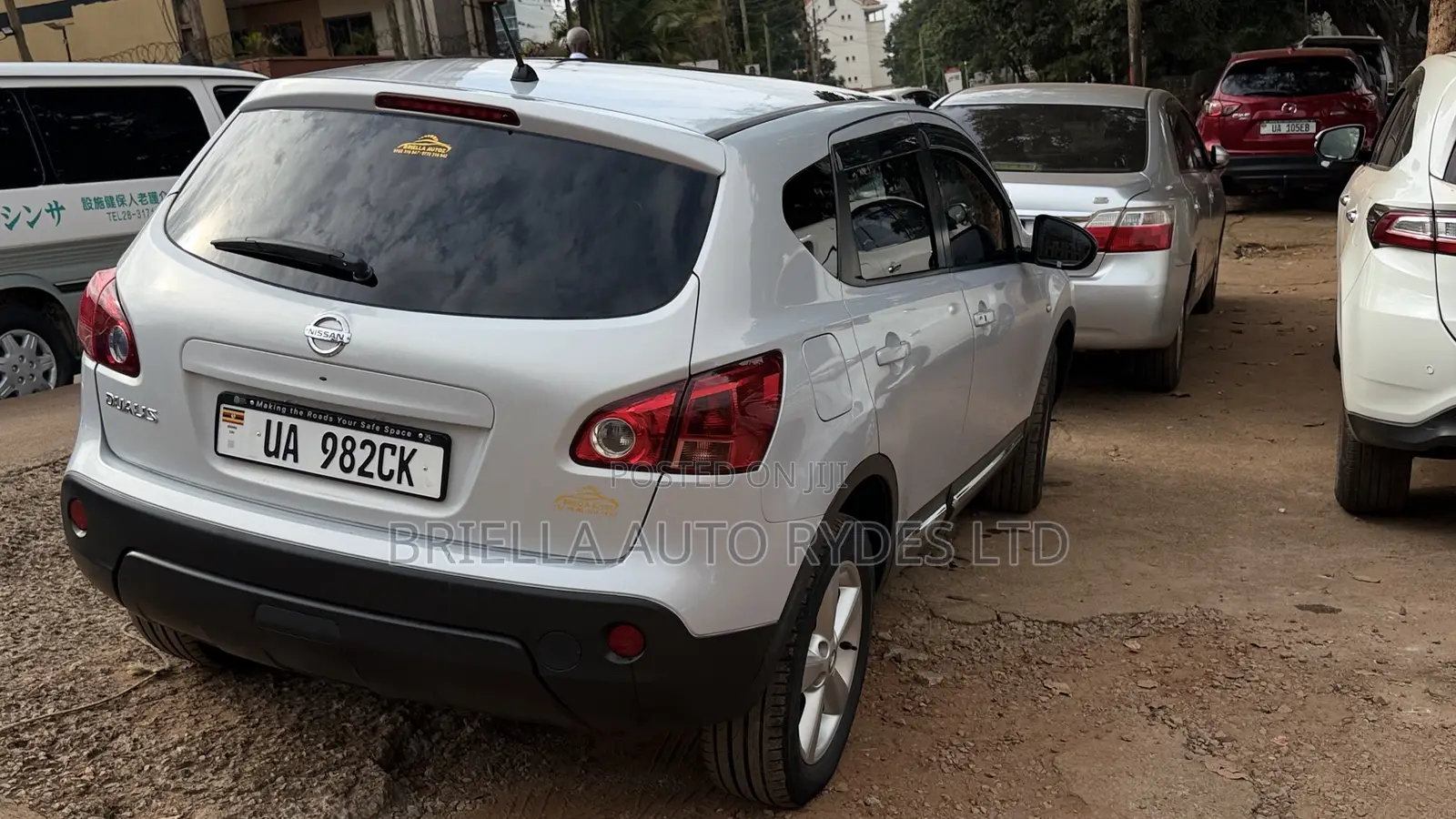 Nissan Dualis 2012 Silver
