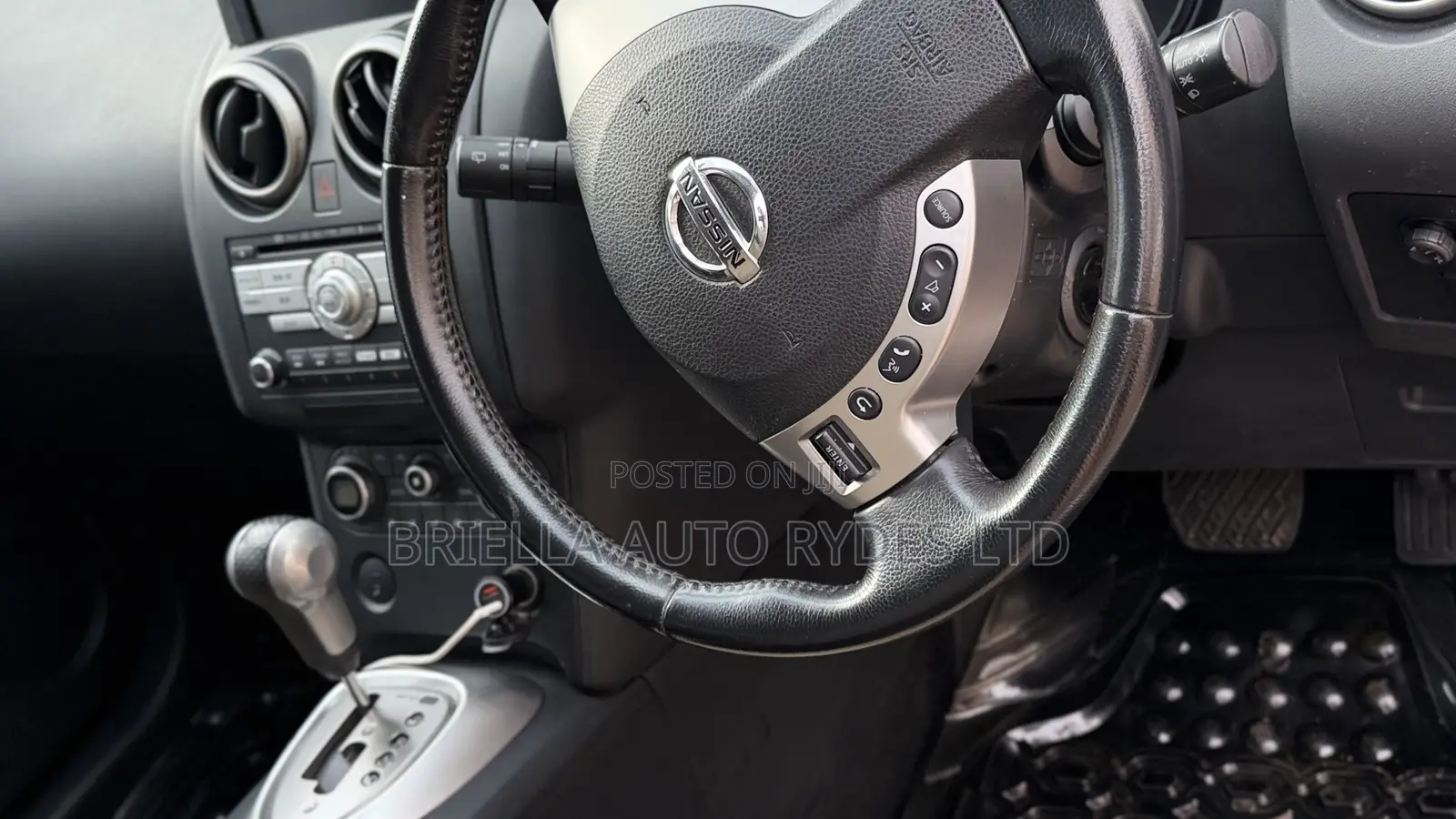 Nissan Dualis 2012 Silver