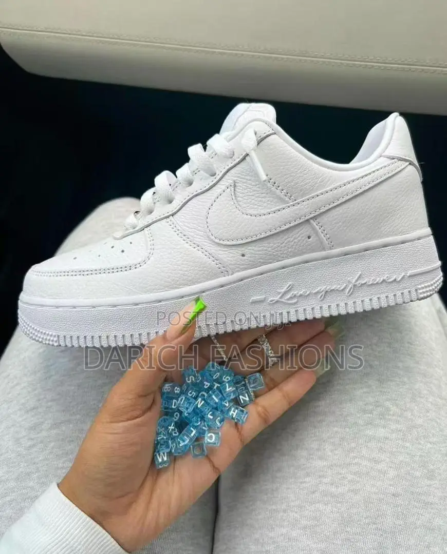 Nike Air Force 1 in White