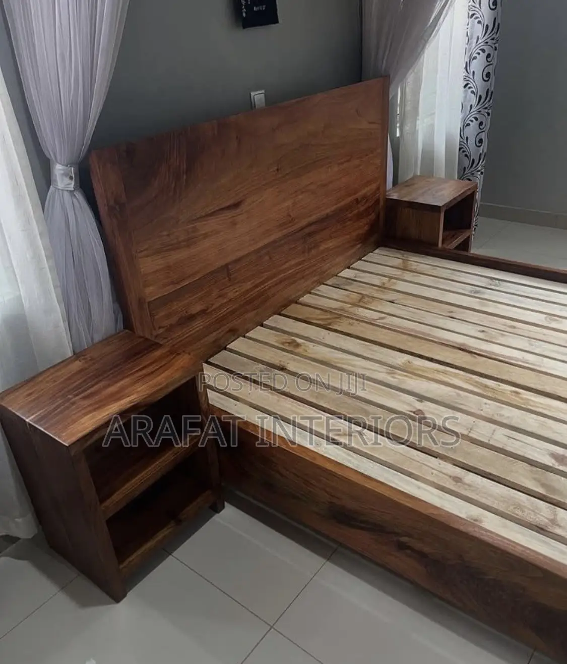 Solid Wood Platform Bed With Nightstands