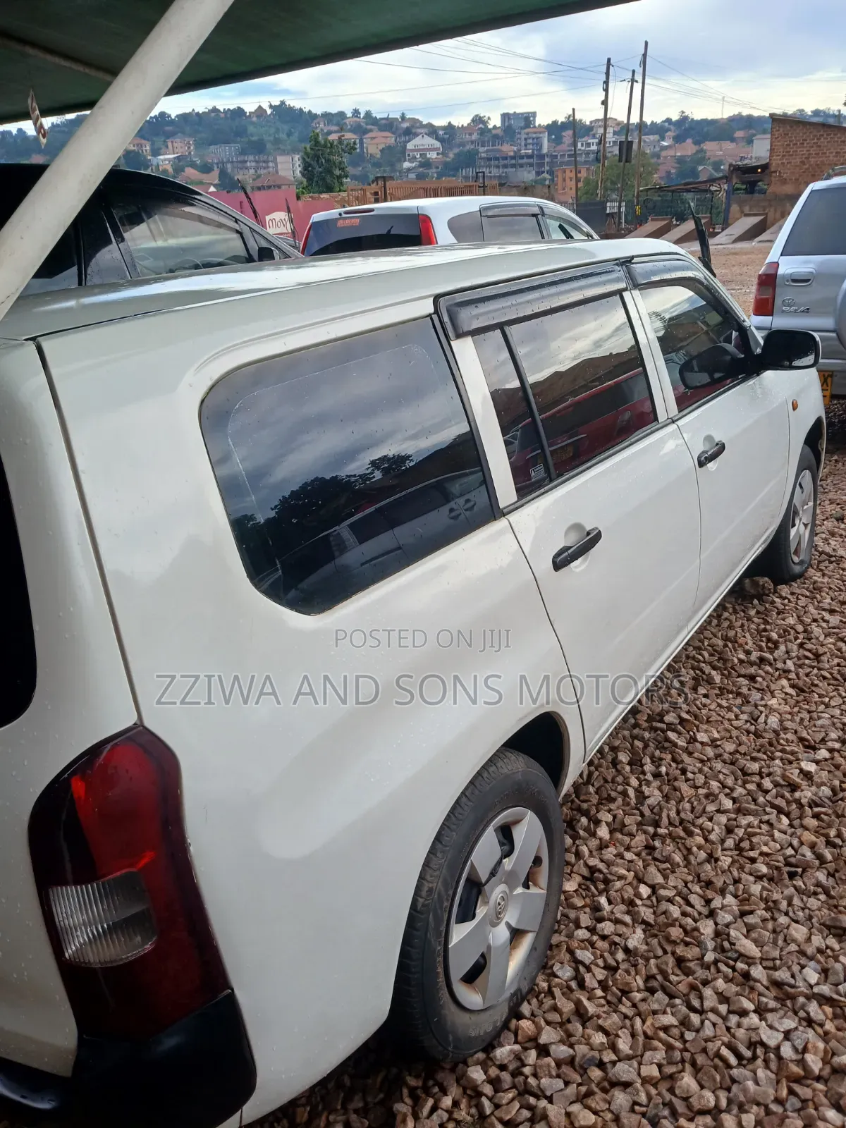 Toyota Probox 1.5 DX 4WD 2013 White