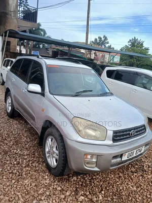 Toyota RAV4 Automatic 2000 Silver