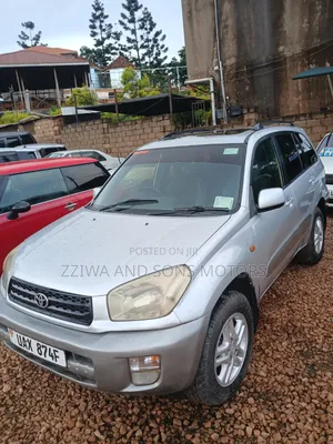 Toyota RAV4 Automatic 2000 Silver