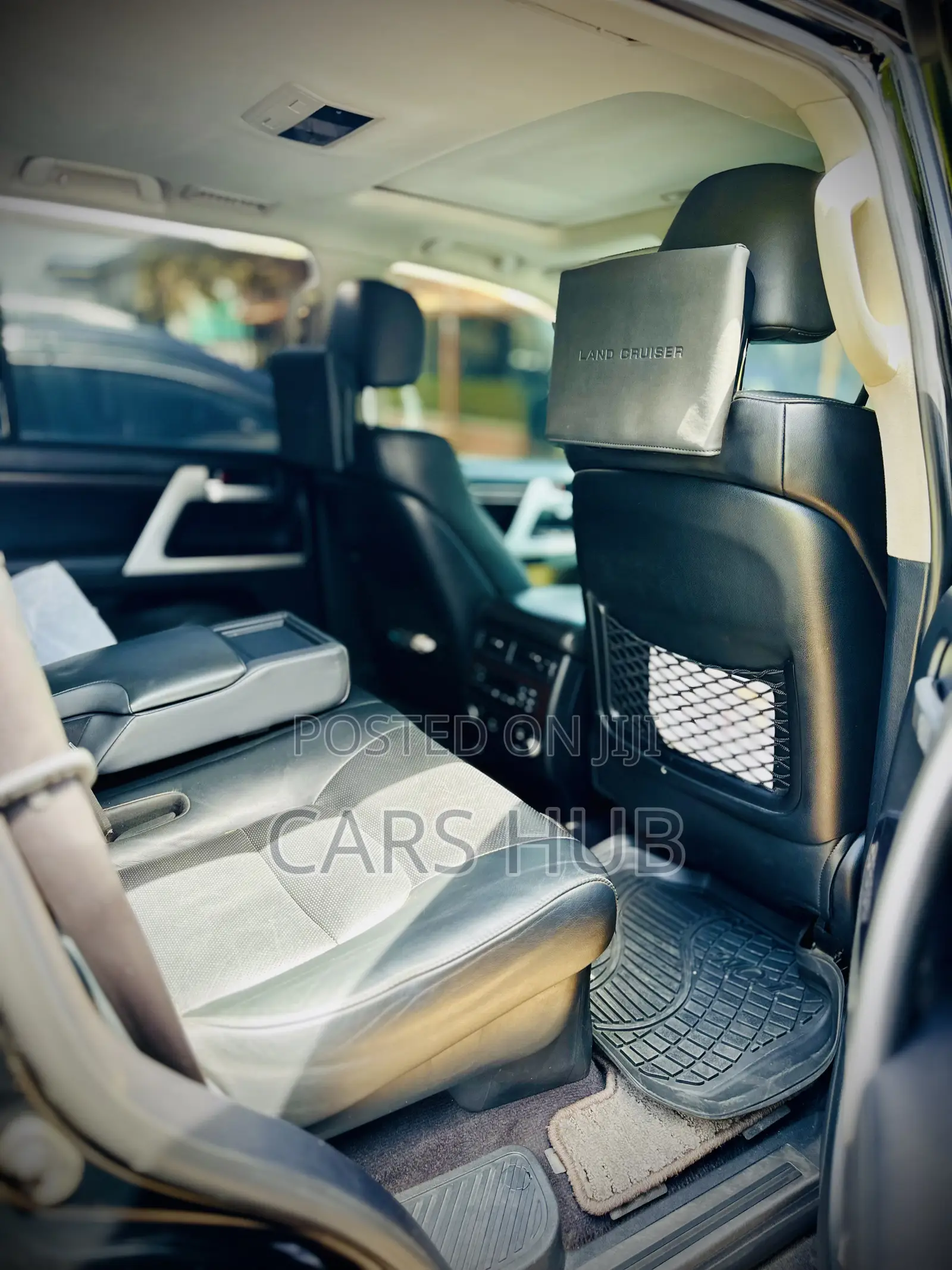 Toyota Land Cruiser 4.6 V8 GXR 2017 Black