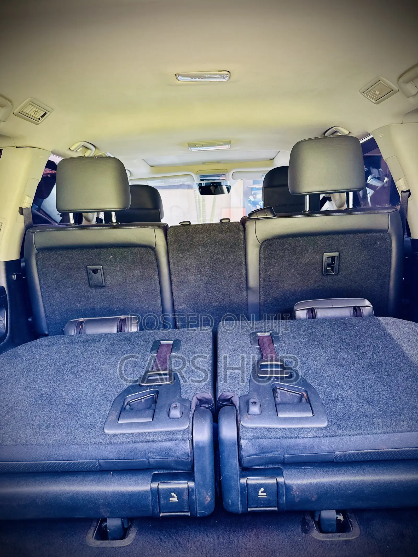 Toyota Land Cruiser 4.6 V8 GXR 2017 Black