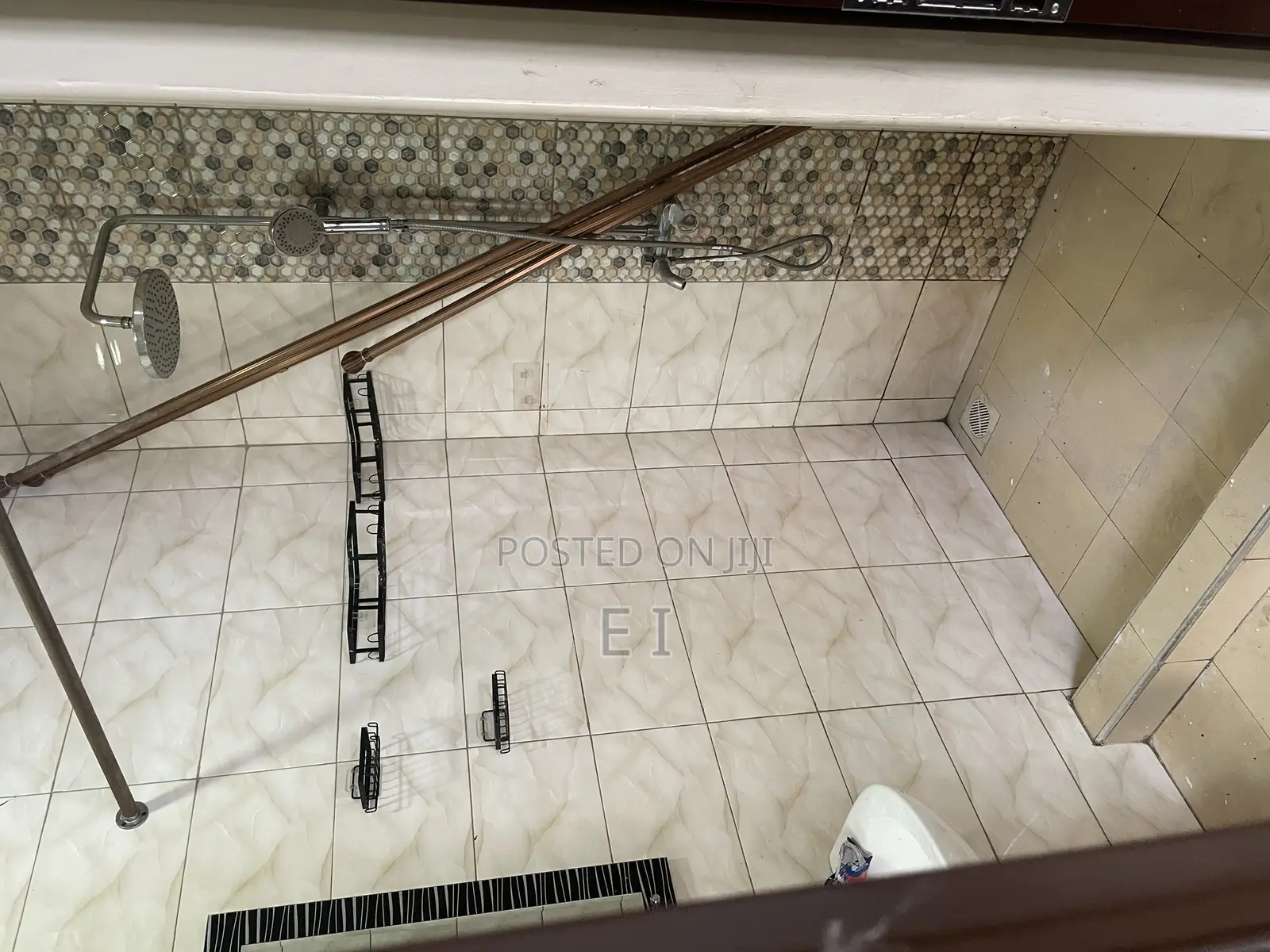 3bdrm House in Makindye for rent