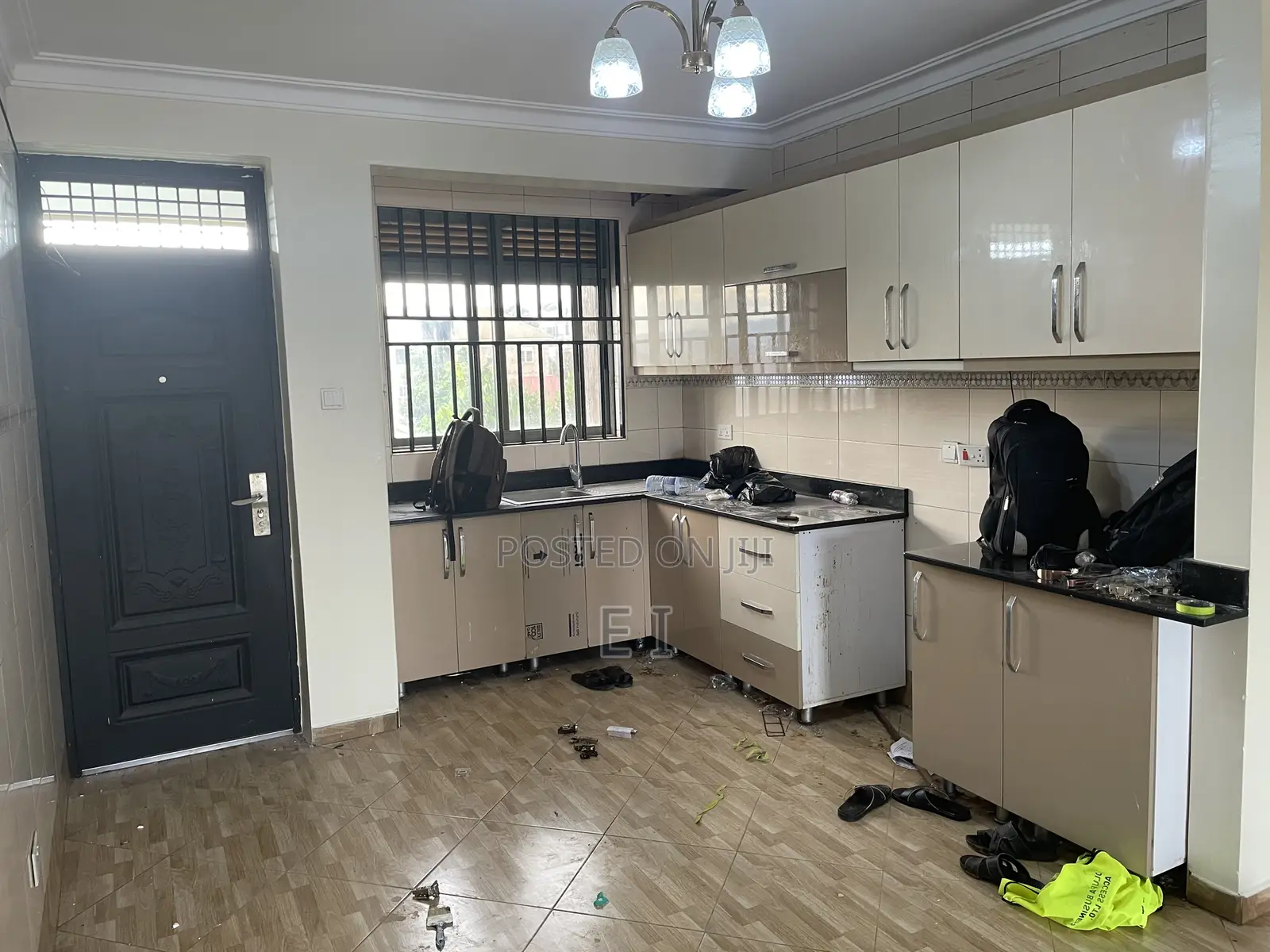 3bdrm House in Makindye for rent