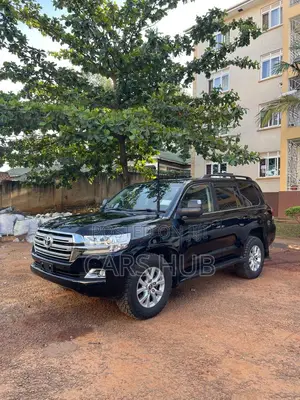 Toyota Land Cruiser 4.6 V8 GX 2020 Black