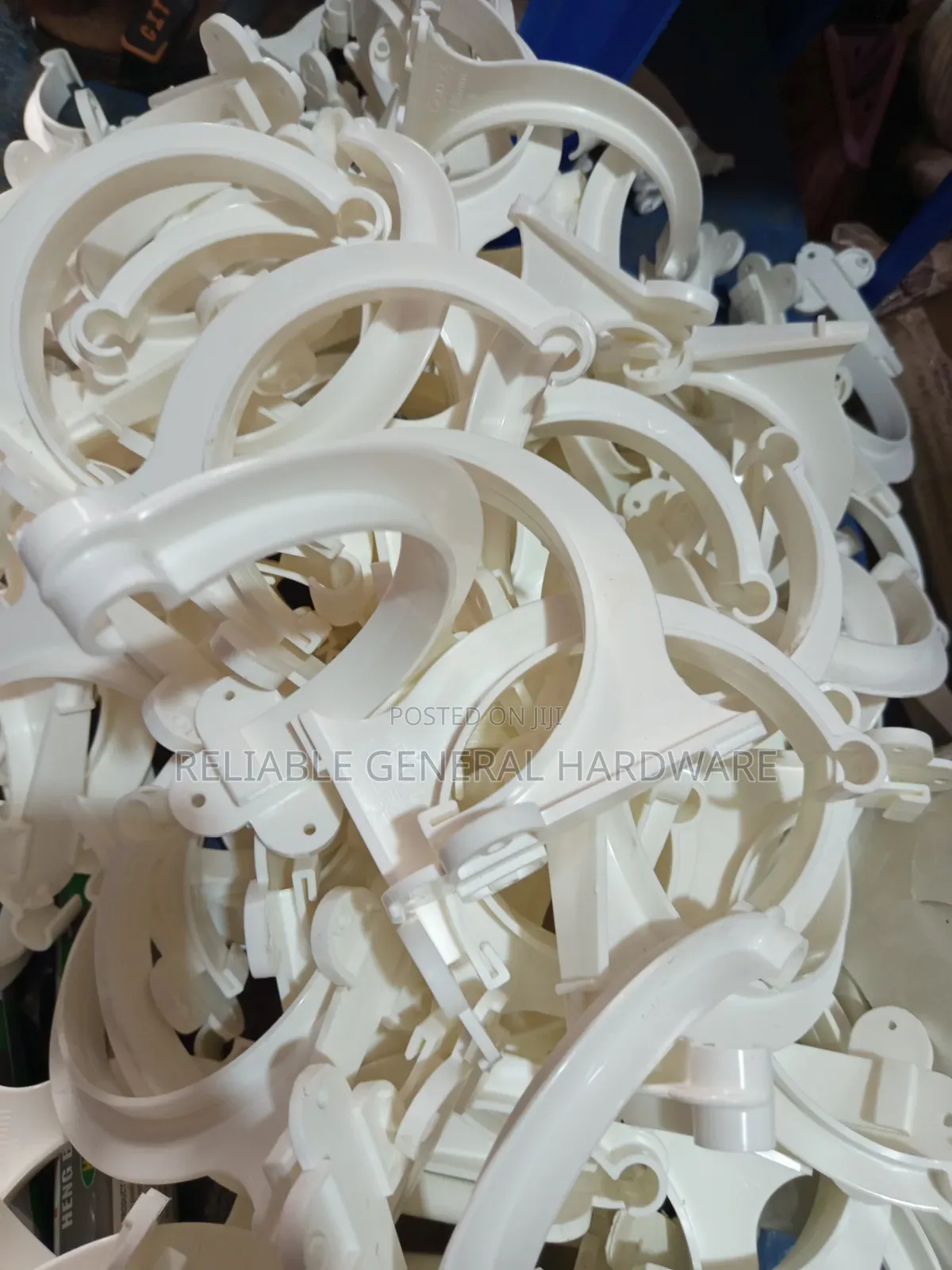 Gutter Clips, Brackets, Cramps, Holders 140mm Gentex